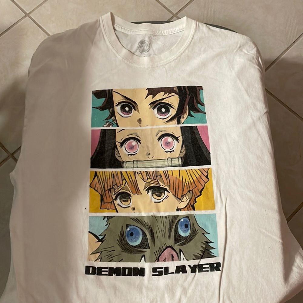 Demon Slayer T-shirt Size XL Vintage